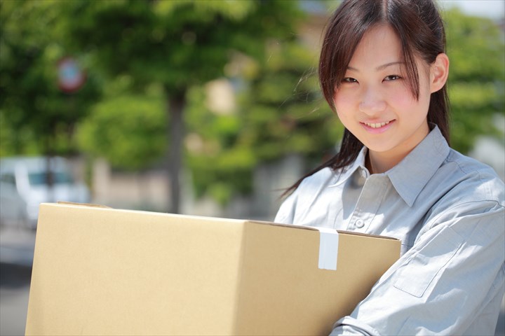 《東村山市》週払いOK・4ｔ車でのセンターへのチルド商品のセンター間配送ドライバー！（Web面接OK・高時給）