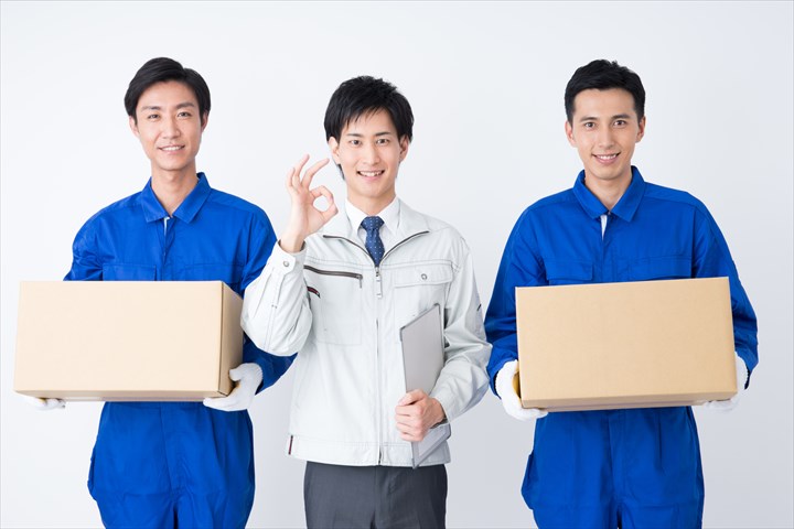 《川崎市川崎区》週払いOK・1.5ｔ車でのホテルへの冷凍品配送ドライバー！（高時給・短時間6:00～12:00）