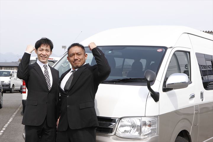 《羽島郡笠松町》週払いOK・霊柩車での葬儀場～火葬場までの運転ドライバー！（短時間10:00～13:30・Wワーク歓迎）