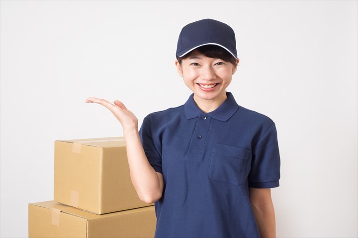 《大田区》週払いOK・4ｔ車での青果の仕分けと店舗配送ドライバー！（高時給・固定休み・カゴ使用）