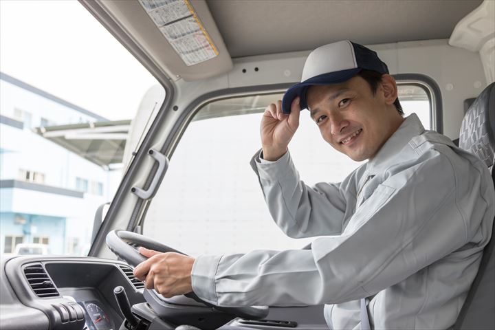 《松戸市》週払いOK・3ｔ～4ｔ車でのオフィス備品撤去回収ドライバー！（Web面接OK・高時給）