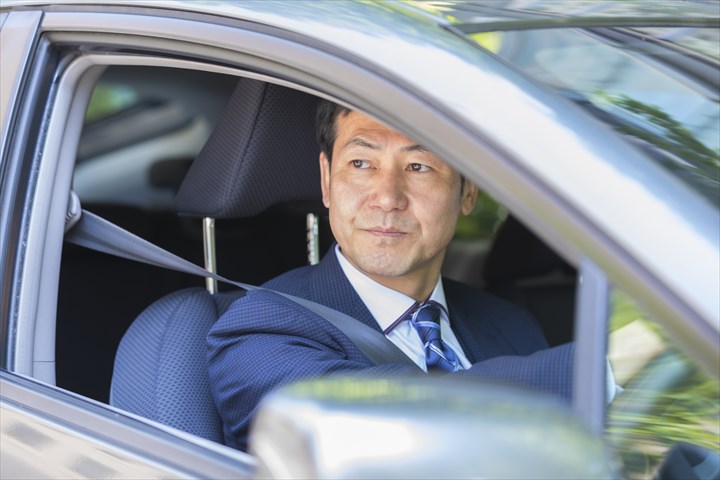 《平塚市》週払いOK・普通車での斎場や自宅へのご遺体の輸送ドライバー！（Web面接OK・AT限定OK）