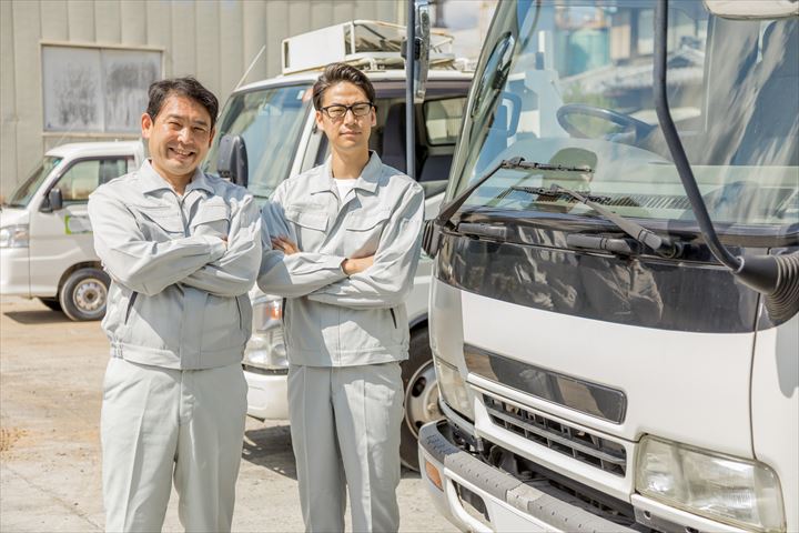 《立川市》週払いOK・2ｔショート車での建築資材の配送ドライバー！（Web面接OK・土日祝休み）