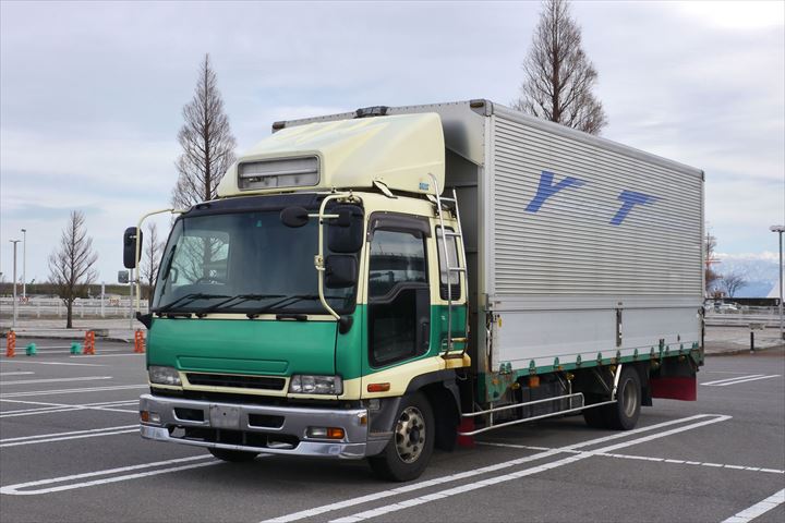 《交野市》週払いOK・3ｔ車での冷凍食品の店舗配送ドライバー！（曜日固定休み・日勤）