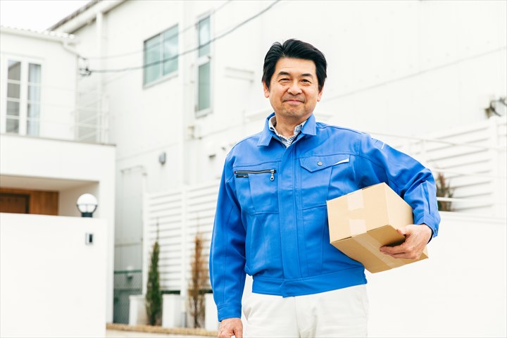 《藤沢市》週払いOK・軽トラックでのお客様が購入した商品の個宅配送ドライバー！（普通免許OK・シニア活躍中）