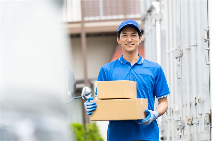 《豊中市》週払いOK・1.5ｔ車での店舗へのケーキの配送ドライバー！（Web面接OK・2ヶ月程度の短期）