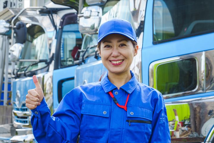 《大田区》週払いOK・2ｔ～大型車での車両の陸送ドライバー！（Web面接OK・シニア活躍）