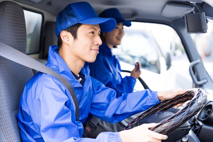 《千葉市稲毛区》週払いOK・2ｔ車での病院や老人ホーム等へ3温帯食品の配送ドライバー！（Web面接OK・高収入）