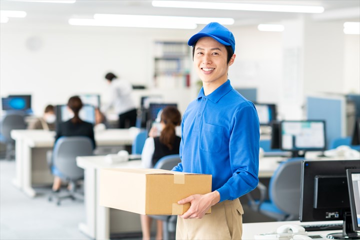 《所沢市》週払いOK・普通車での社内便配送ドライバー！（土日祝休み・高時給）