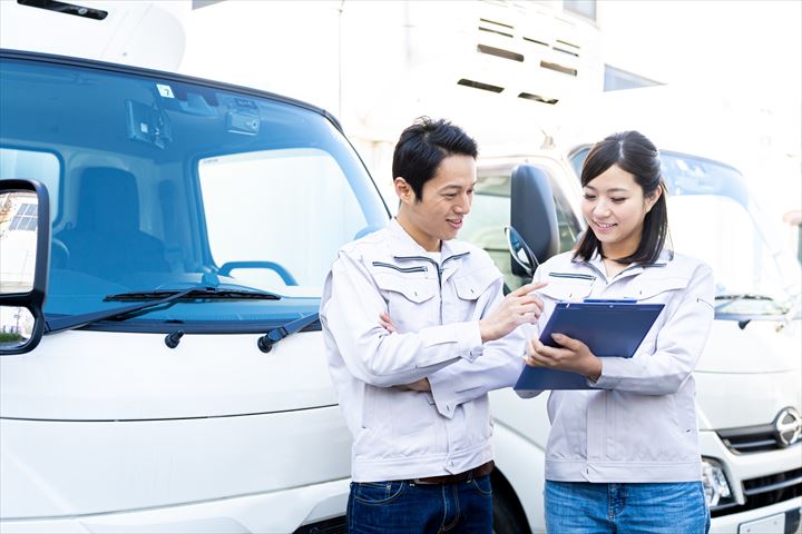 《春日井市》週払いOK・4ｔ車での企業向け一般貨物の集配ドライバー！（Web面接OK・高時給）