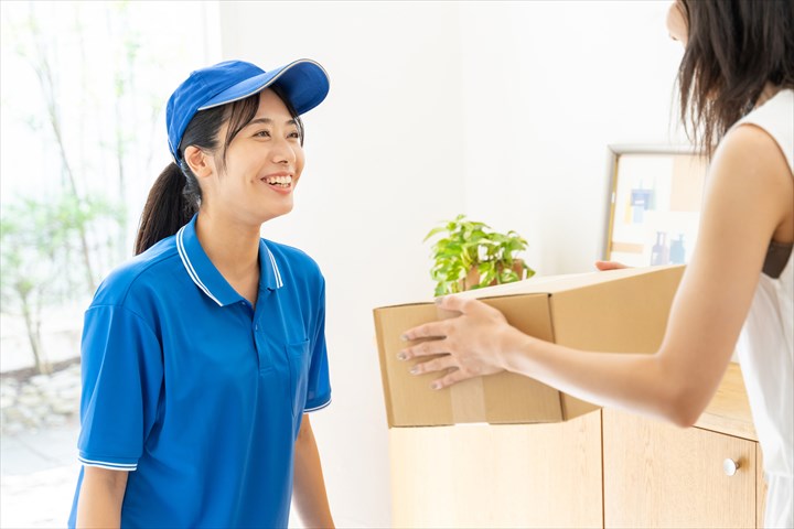 《春日井市》週払いOK・1ｔ車での個人宅への食材配送ドライバー！（土日休み・AT限定）