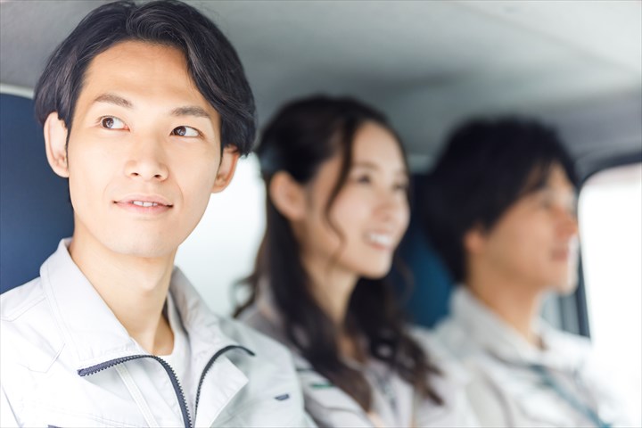 《柏市》週払いOK・3ｔ車での家具家電の個宅配送ドライバー！（週休2日・日勤）