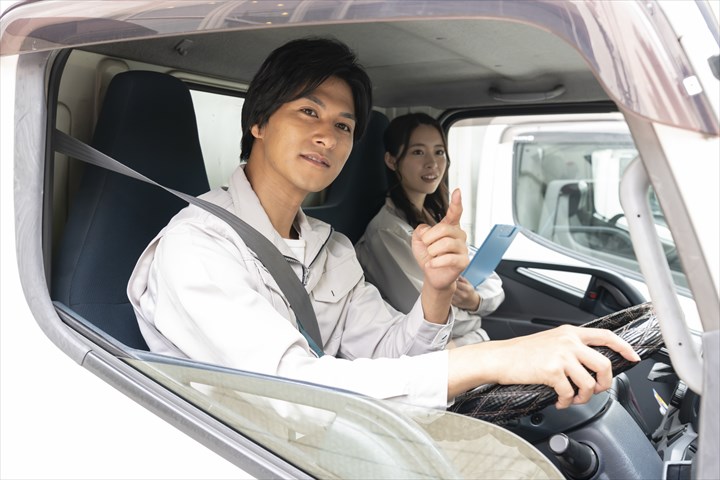 《川崎市川崎区》週払いOK・フローズン商品の配送助手スタッフ！（シニア活躍中・短時間19:30～0:30）