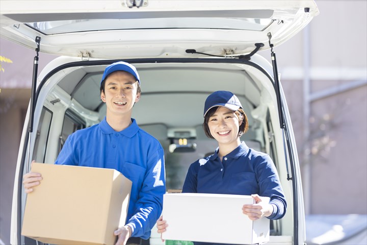 《栗東市》週払いOK・1BOXでの自動車部品配送ドライバー及び構内作業スタッフ！（Web面接OK・AT限定OK）