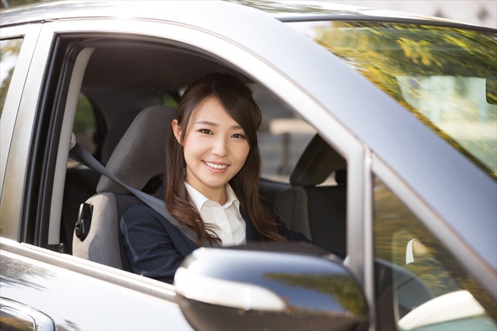 《刈谷市》週払いOK・普通車での送迎及び車両の運転代行ドライバー！（普通免許・シニア活躍中）