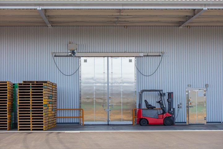 《甲賀市》週払いOK・カウンターフォークを使用した包装材の入出庫作業スタッフ！（土日祝休み・高時給）