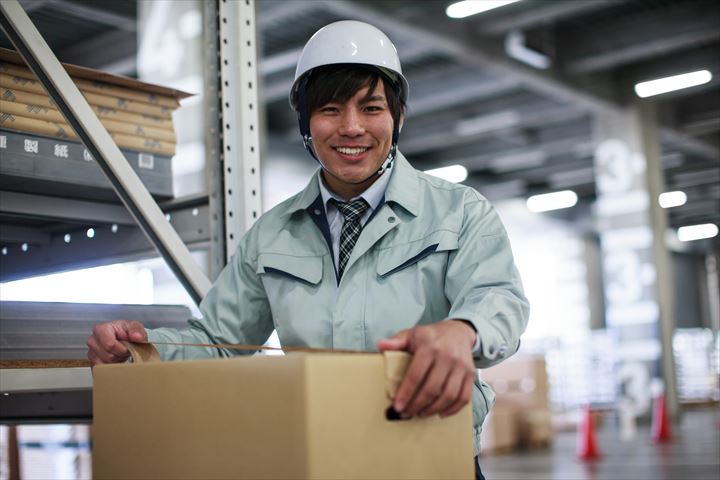 《静岡市清水区》週払いOK・一般貨物の仕分け作業スタッフ！（未経験歓迎・土日祝休み）