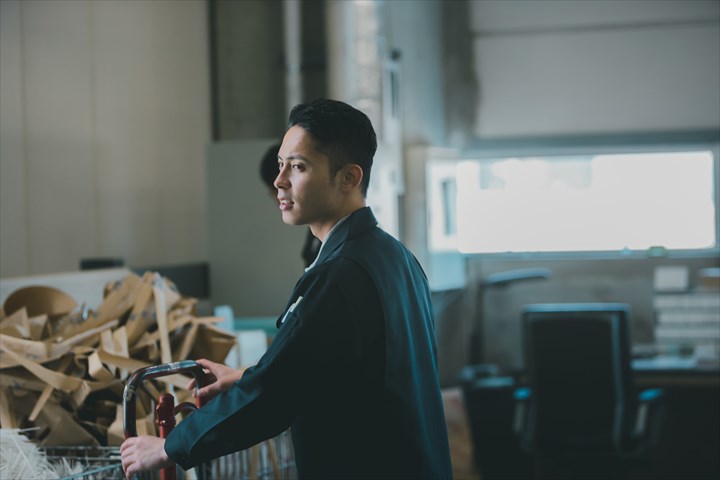 《横浜市都筑区》週払いOK・カウンターフォークでの建築資材などの仕分け作業スタッフ！（高時給・土日休み）