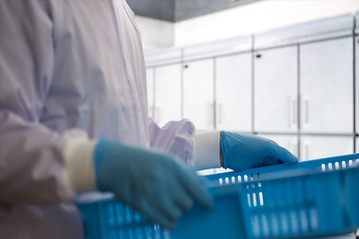 《江東区》週払いOK・倉庫内での蛍光灯や蛍光管の破砕スタッフ！（Web面接OK・高時給）