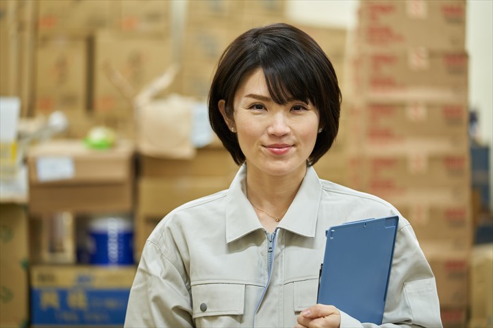 《和歌山市》週払いOK・物流倉庫内での仕分けや積込み作業スタッフ！（未経験OK・土日祝休み）