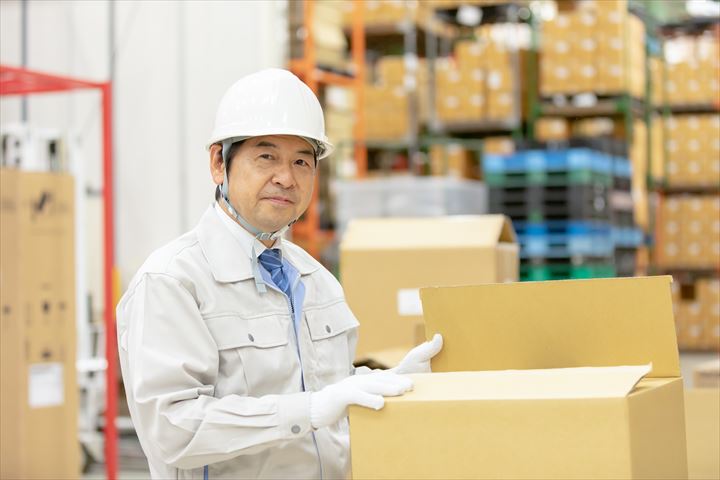 《駿東郡清水町》週払いOK・一般貨物の仕分け作業スタッフ！（未経験歓迎・土日祝休み）