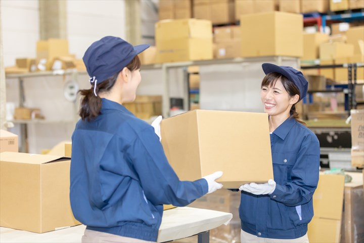 《横浜市港北区》週払いOK・一般貨物の仕分け作業スタッフ！（未経験歓迎・土日祝休み）