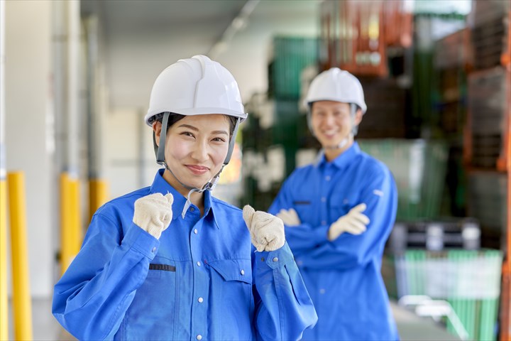 《川口市》週払いOK・工場内でのプラント設備などの清掃作業スタッフ！（土日祝休み・未経験歓迎）