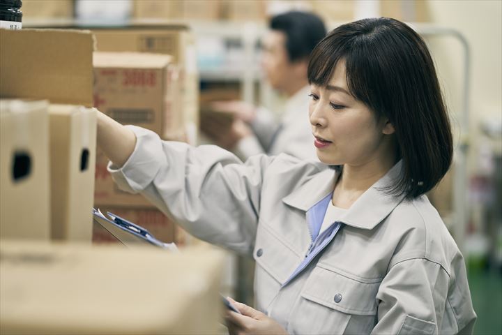 《大阪市西淀川区》週払いOK・倉庫内での仕分けやピッキング作業スタッフ！（Web面接OK・未経験OK）