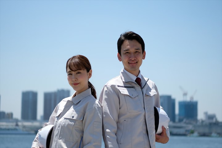 《神戸市東灘区》週払いOK・車両や重機の点検や洗浄作業スタッフ！（Web面接OK・高時給）