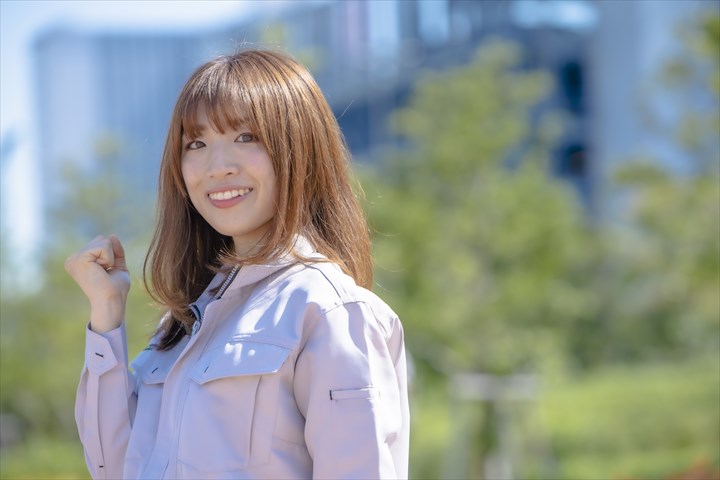 《入間市》週払いOK・病院内でのリネン品等の洗濯作業スタッフ！（短時間13:00～16:00・週4）