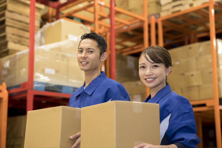 《狭山市》週払いOK・一般貨物の仕分け作業スタッフ！（未経験歓迎・土日祝休み）