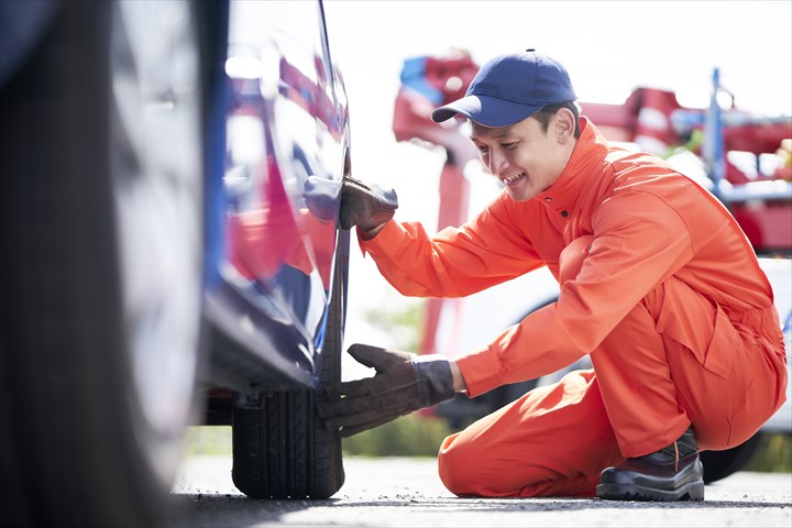 《神戸市東灘区》週払いOK・建設機械の整備などのメンテナンススタッフ！（土日祝休み・高時給）